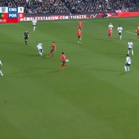 🤩金左脚！恩瓦内里精彩弧线破门，帮助U21英格兰4-2葡萄牙U21